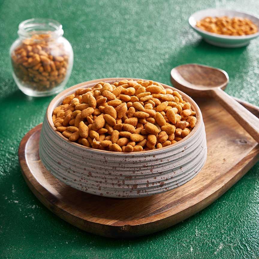 Syrian kernels with hot pepper