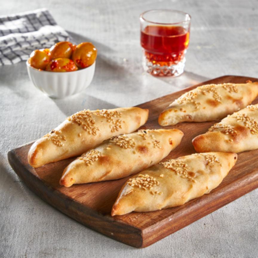 طبق معجنات زيتون